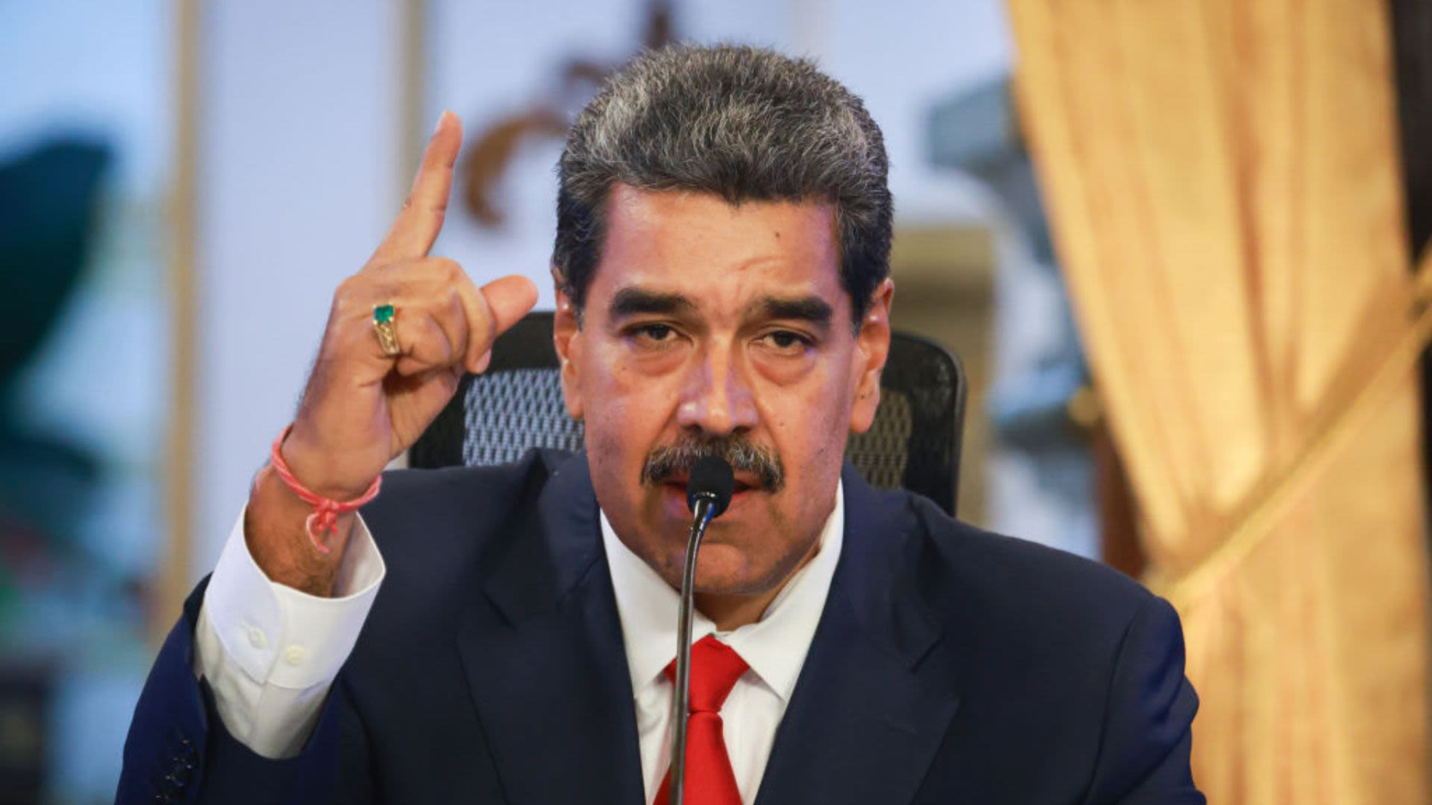 Maduro evalúa romper relaciones con España tras apoyo del Congreso español a líder opositor