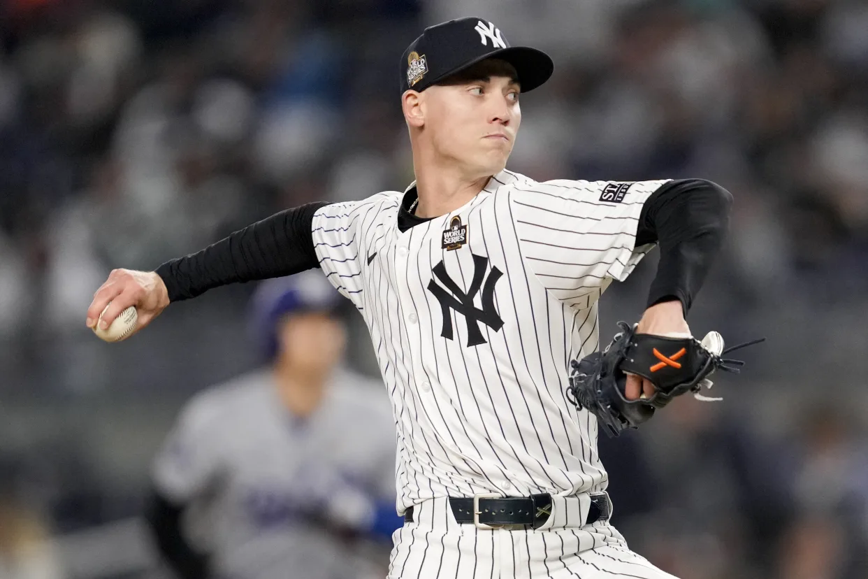Los Yankees ejercen la opción sobre Luke Weaver