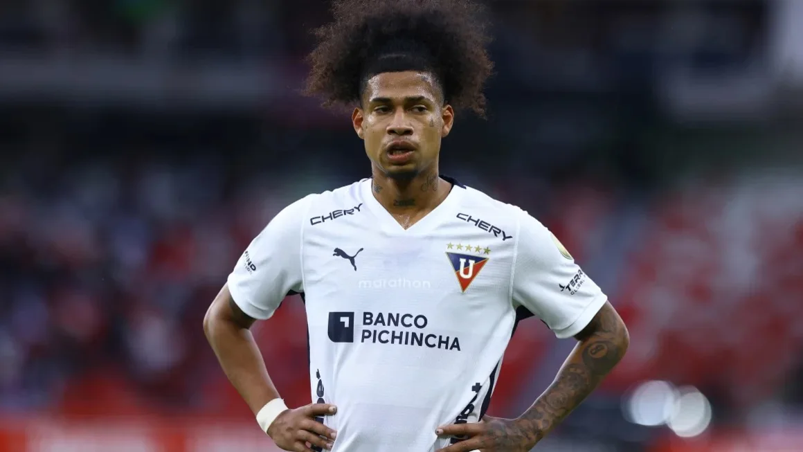 La Federación Ecuatoriana de Fútbol lamenta el fallecimiento del mediocampista Marco Angulo