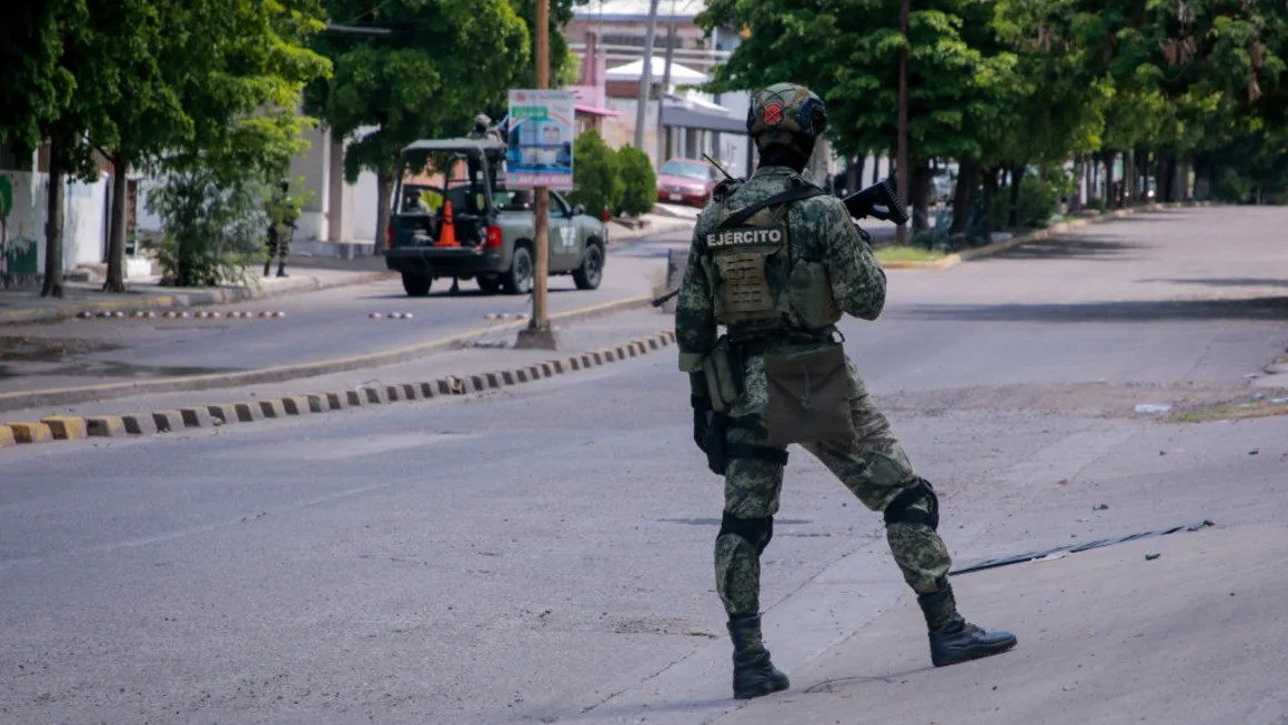 Conflicto entre cárteles desata ola de violencia en Sinaloa