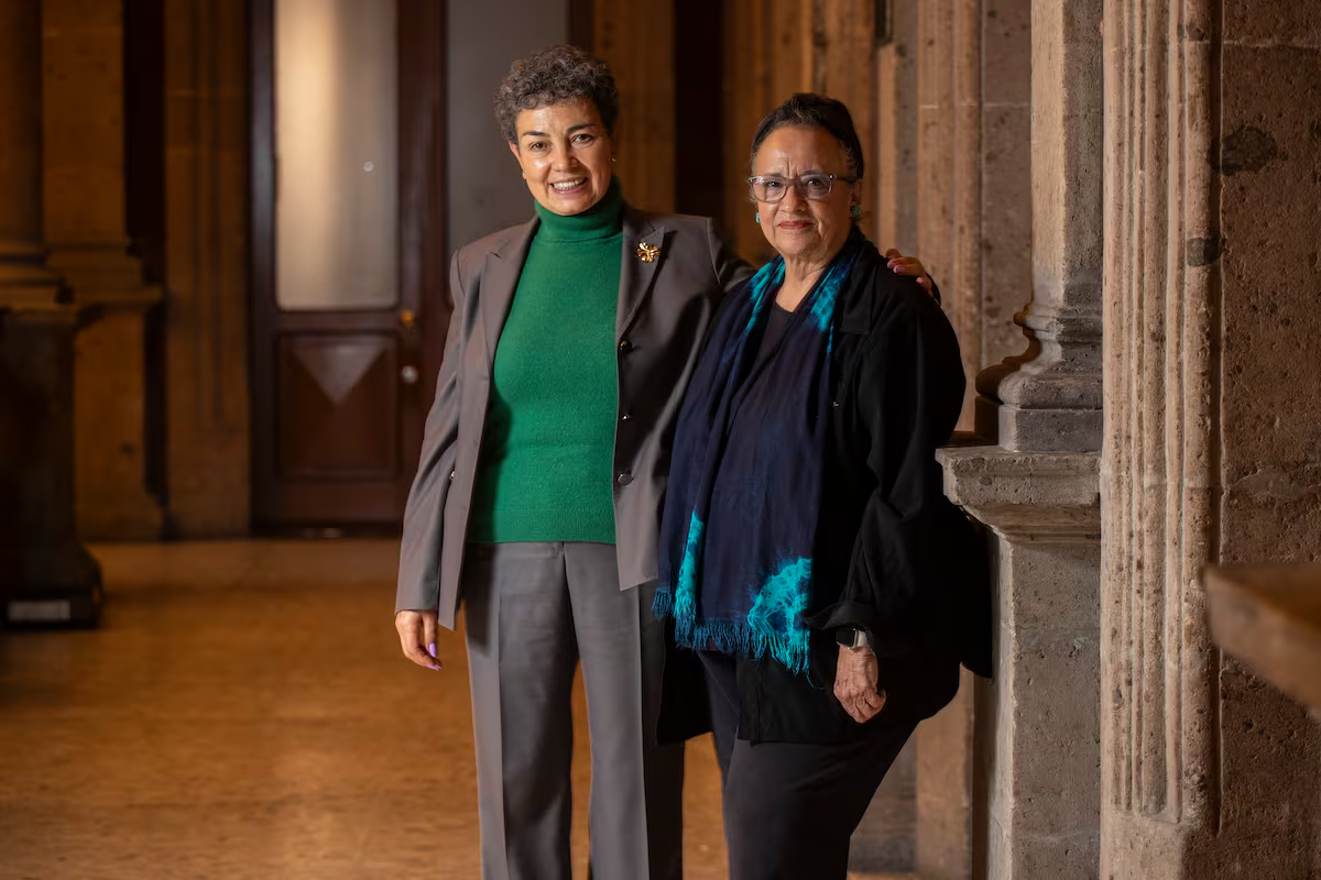 Migrantes mexicanos de la tercera edad en EE. UU. piden acceso a la Pensión Bienestar del Gobierno mexicano