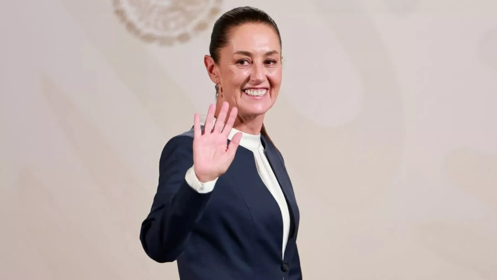 Claudia Sheinbaum logra un 77% de aprobación a 100 días de su gobierno