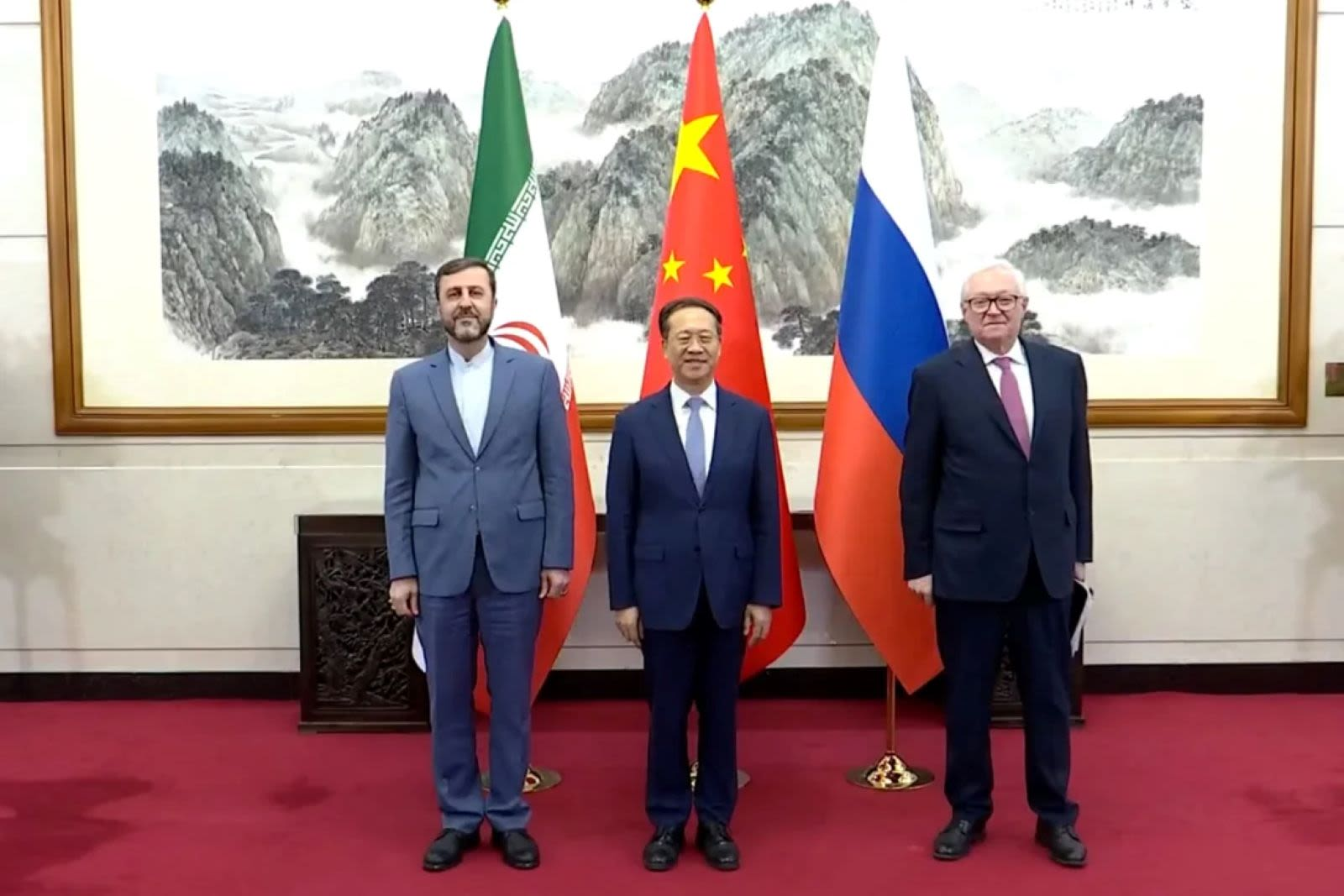 China y Rusia exigen a EE.UU. levantar sanciones nucleares contra Irán