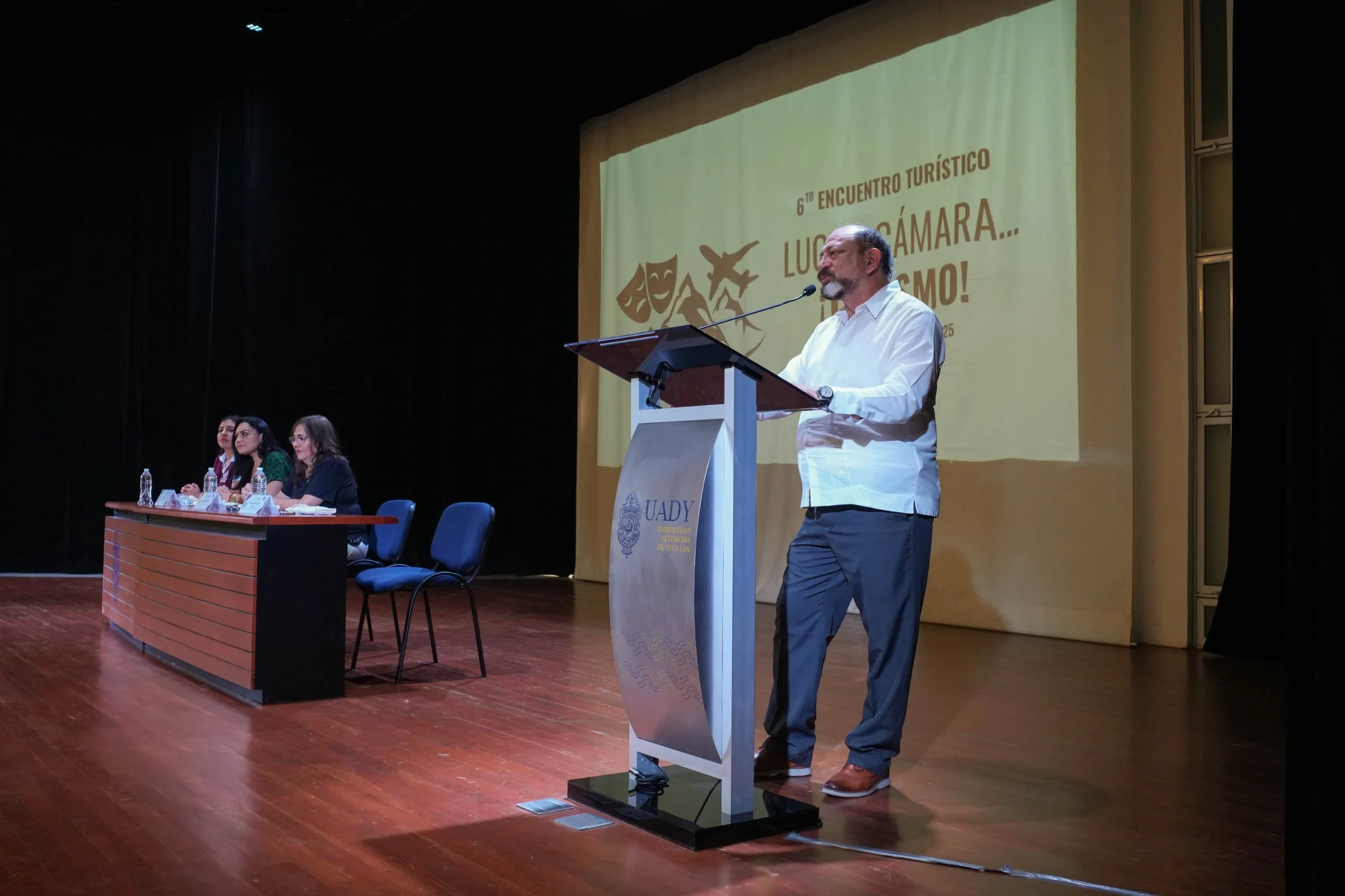 Yucatán refuerza su liderazgo en turismo de entretenimiento con el Encuentro “Luces, Cámara… ¡Turismo!”