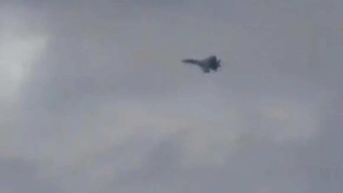 Avión de combate ruso protege buque en el Mar Negro en medio de tensiones regionales