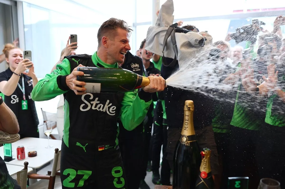 Mercedes sorprende con regalo a Sauber tras el primer podio de Hulkenberg