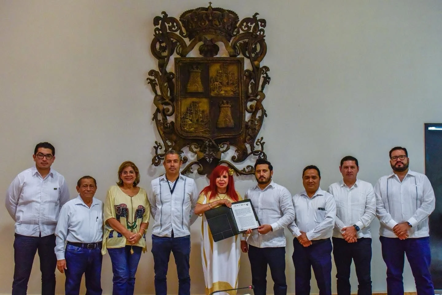 Layda Sansores firma acuerdo para subestación de la CFE en Atasta tras más de 80 horas de bloqueo carretero
