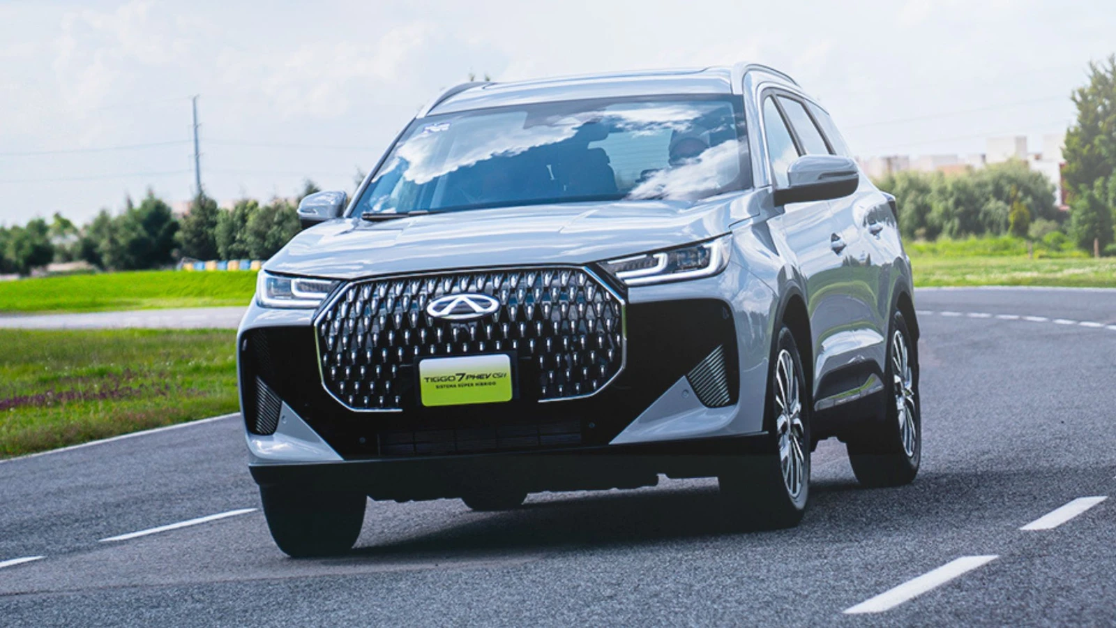 Chirey Tiggo 7 PHEV CSH 2026: SUV híbrida enchufable llega a México con autonomía de 1 200 km y precio accesible