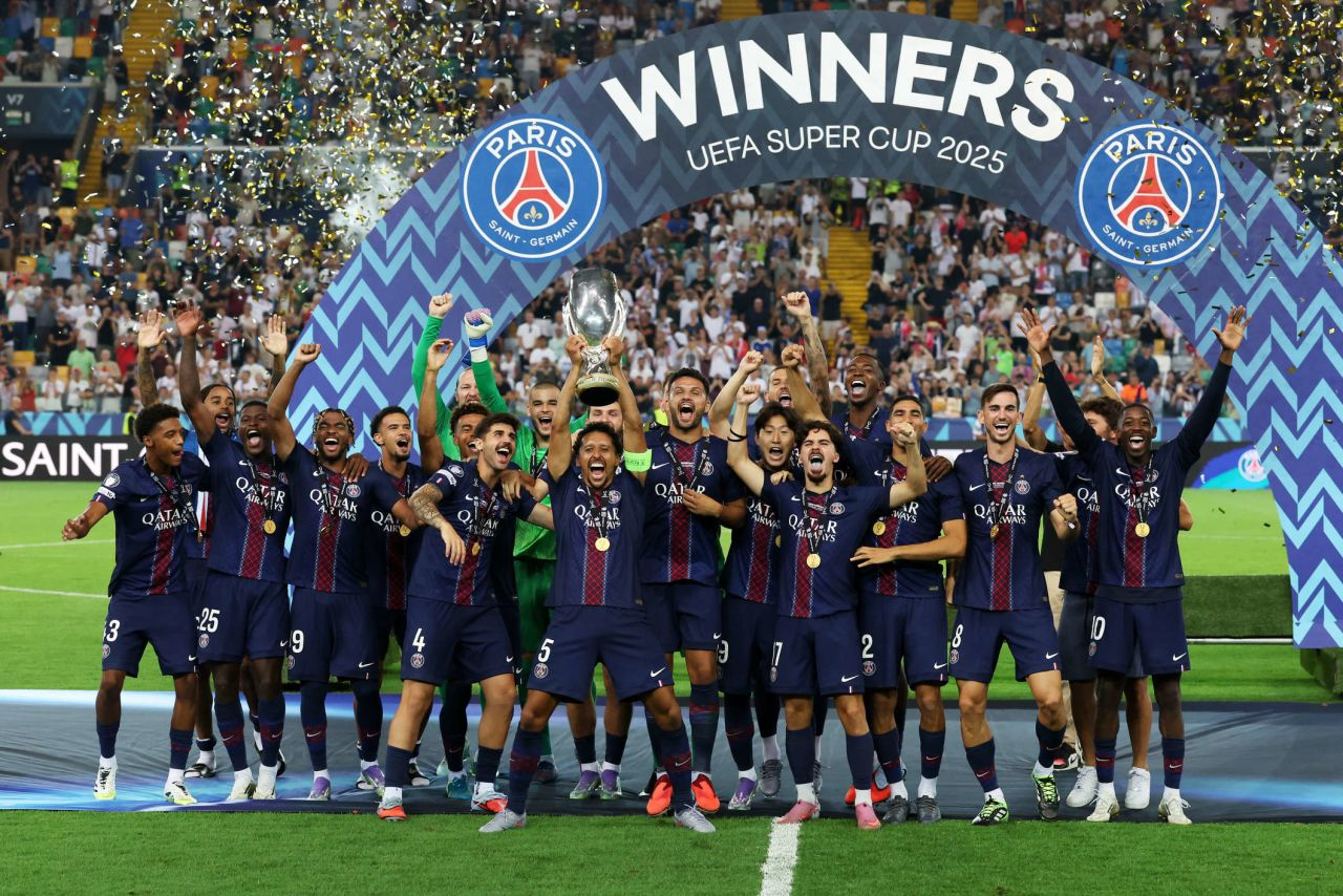 PSG vence a Tottenham y conquista la Supercopa Oryx 2025
