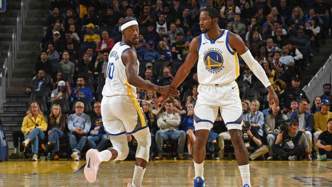 Jimmy Butler y Kuminga lideran triunfo de Warriors sobre Lakers en debut de temporada