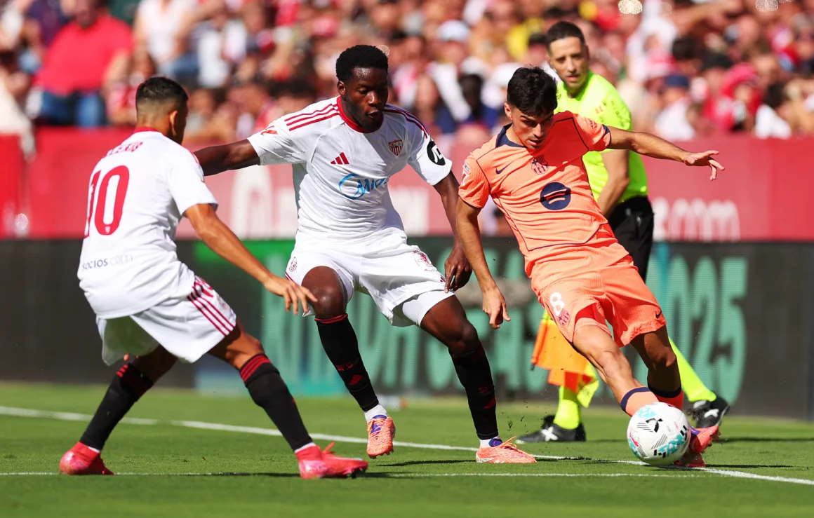 Barcelona pierde el invicto: Sevilla lo golea 4‑1 y Flick admite “errores grandes”