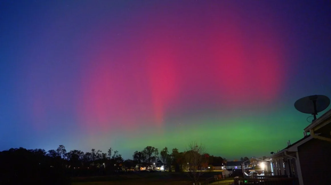 Tormenta solar provoca auroras boreales visibles en latitudes insólitas