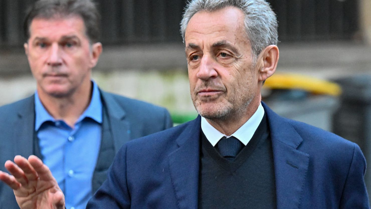 Liberado bajo supervisión: Sarkozy abandona la cárcel tras su histórica condena