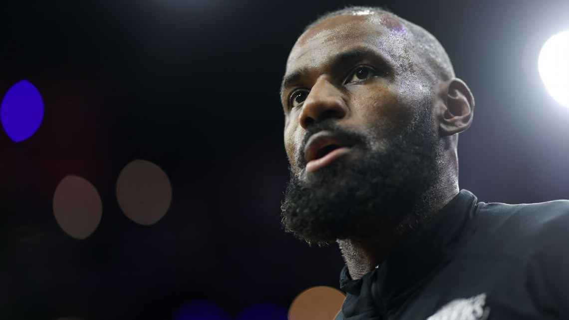 LeBron James: El declive estadístico que marca su temporada 23 en la NBA