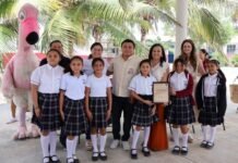 Reconocen a escuelas de Río Lagartos y Las Coloradas por su compromiso ambiental