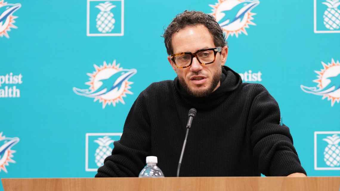 Miami Dolphins despiden a Mike McDaniel tras cuatro años como entrenador en jefe