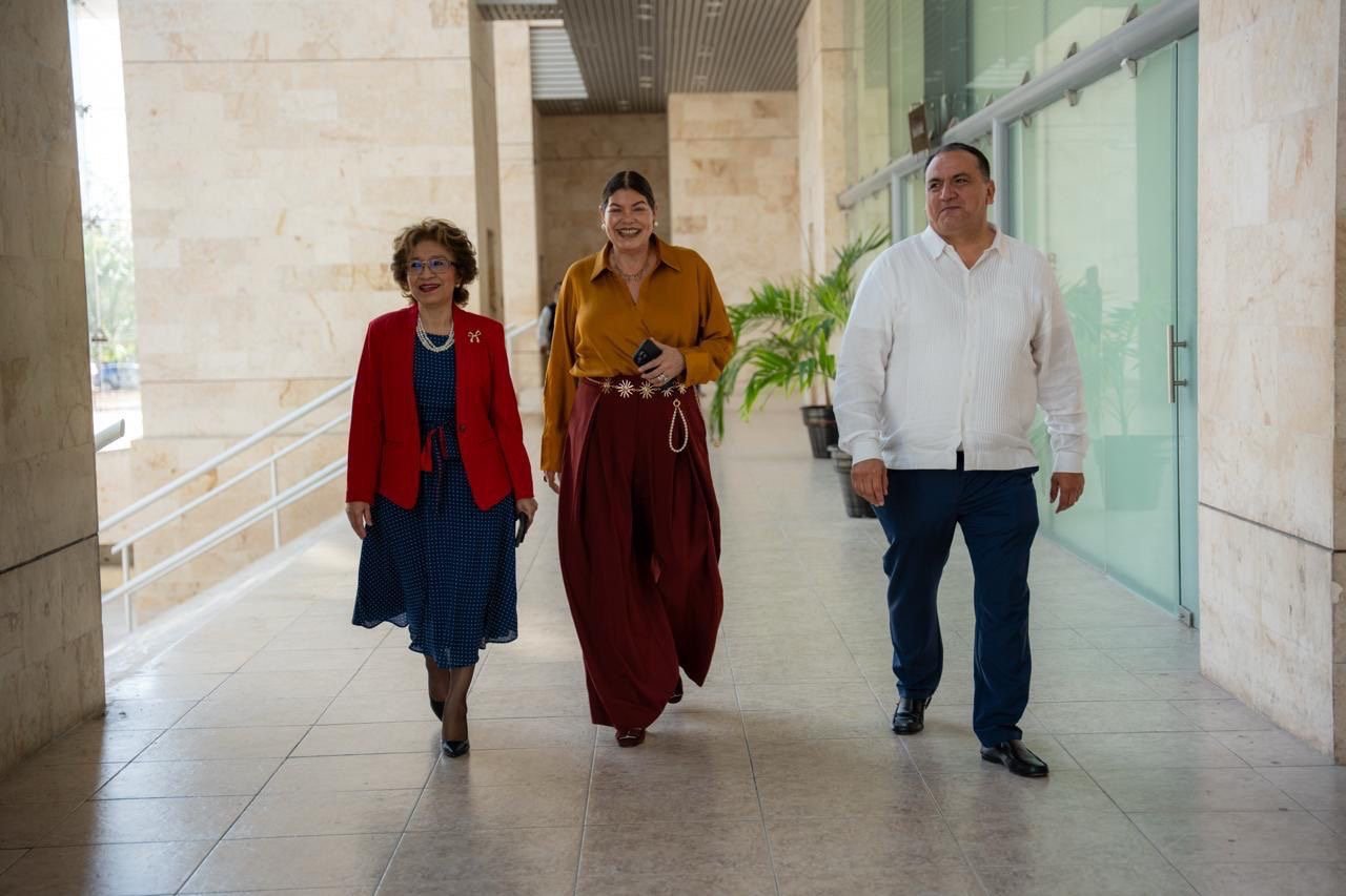 Pleno del Tribunal Superior de Justicia reconoce trayectoria de magistrados que concluyen período constitucional