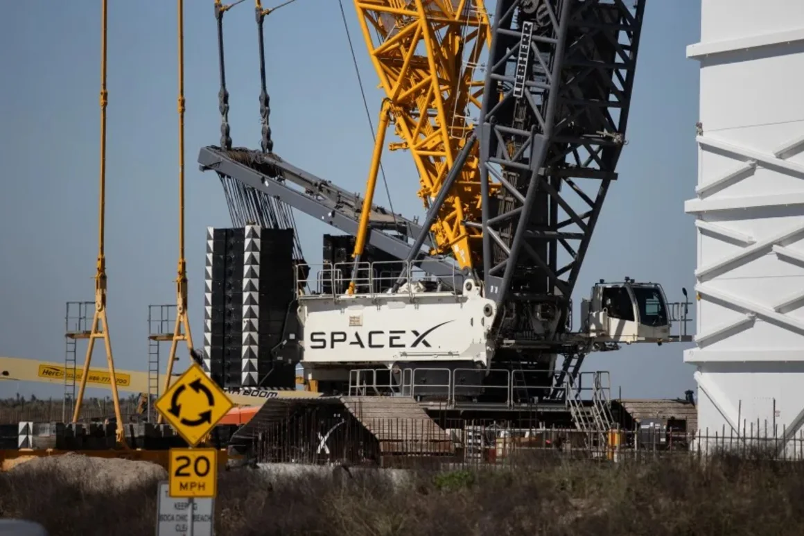 Elon Musk cambia su gran objetivo: SpaceX prioriza la Luna sobre Marte