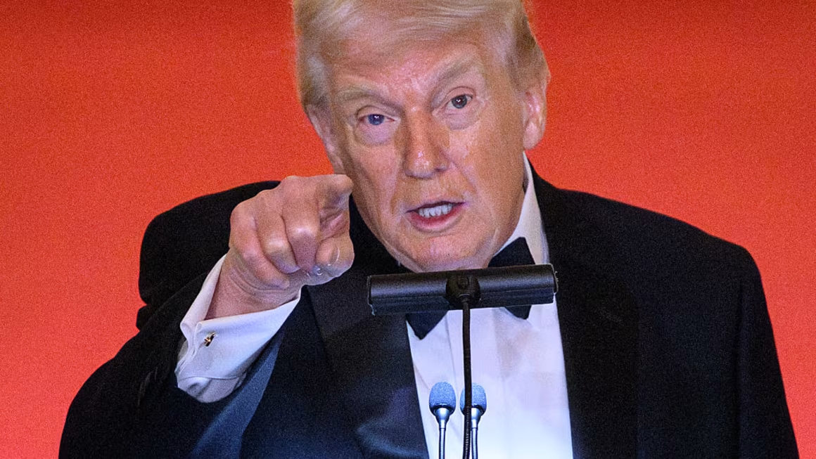 Donald Trump presiona a Netflix: exige despedir a Susan Rice en medio de la puja por Warner Bros.