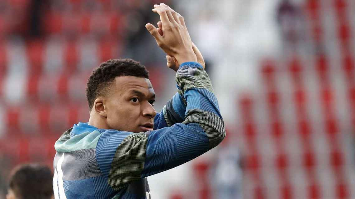 Un hincha de Oviedo podría ir a prisión por racismo a Mbappé