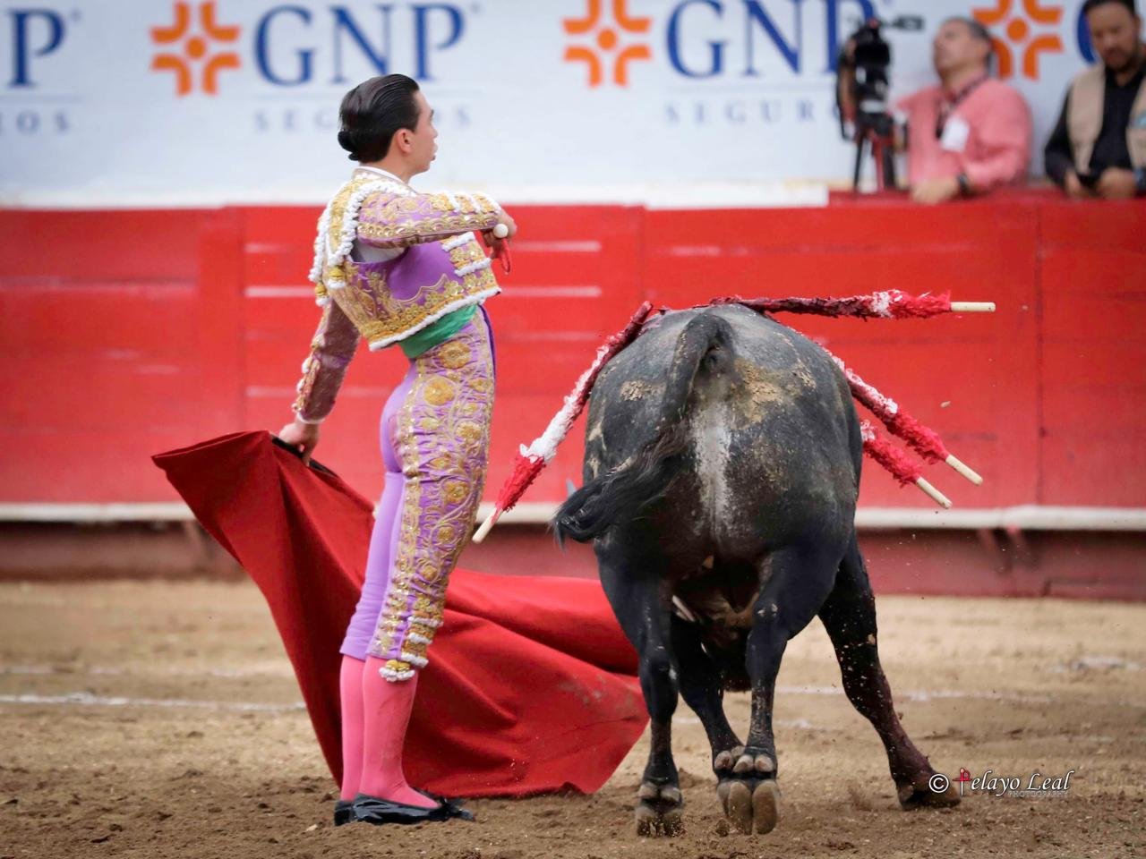 Bruno Aloi da una vuelta al ruedo en Guadalajara