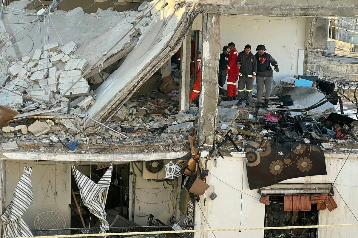 Ataques israelíes en Líbano dejan centenares de muertos, incluidos niños, y profundizan la crisis humanitaria