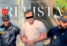 La Revista Peninsular: Detienen al Almirante