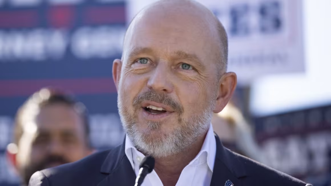 Trump respalda a Steve Hilton en la carrera por la gobernación de California