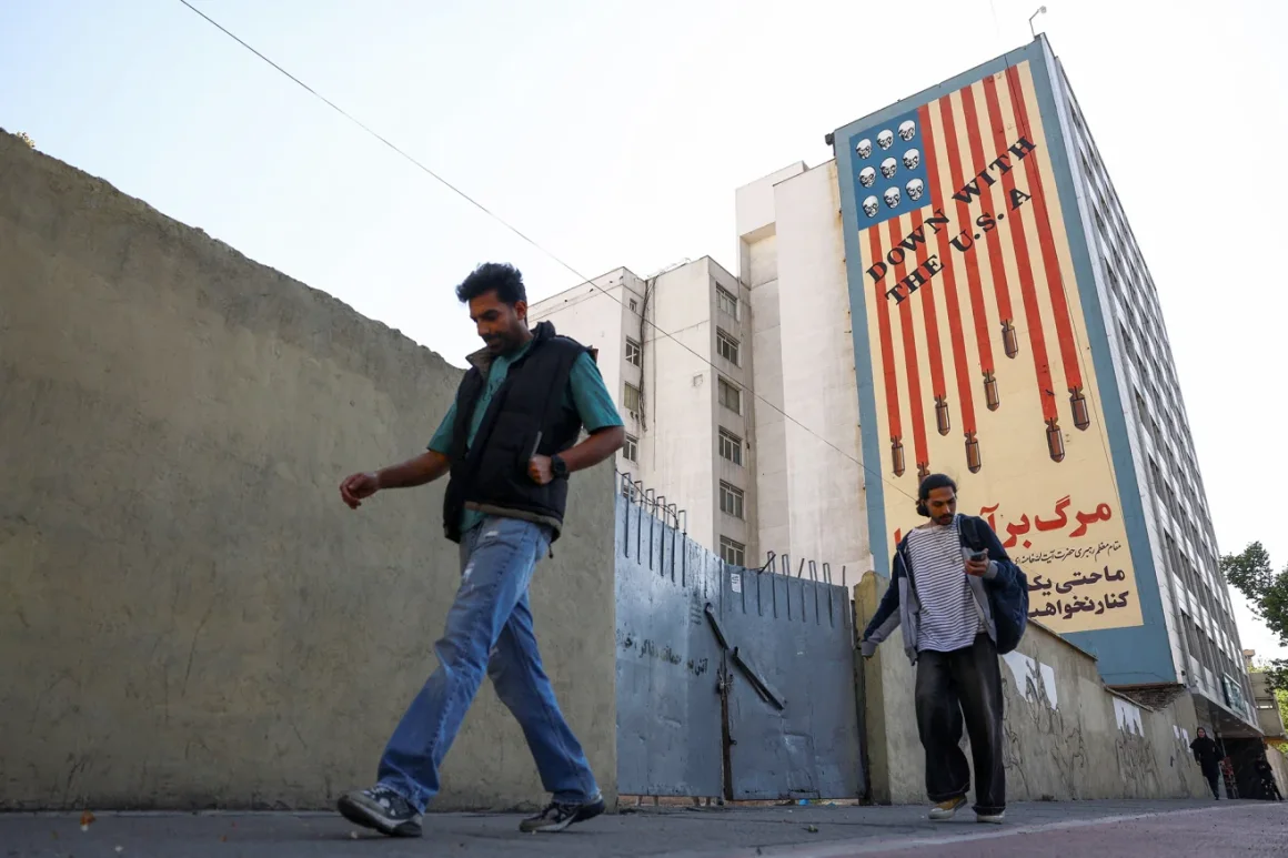 La fractura del régimen iraní según Trump: Un análisis más allá de las apariencias