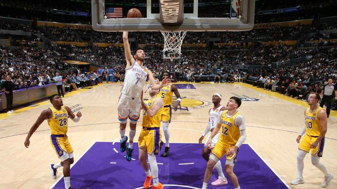 Thunder arrasa a Lakers y envía un mensaje contundente rumbo a los playoffs de la NBA