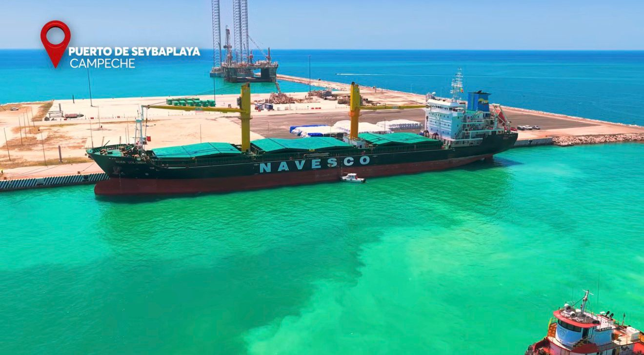 Campeche concreta histórica exportación de 4,400 toneladas de azúcar desde Seybaplaya