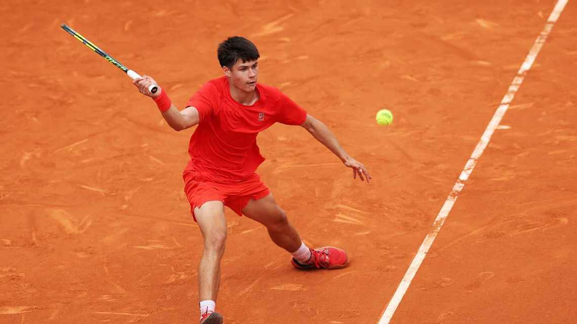 Jaime Alcaraz debuta con victoria y sigue los pasos de su hermano en el Madrid Open Sub-16
