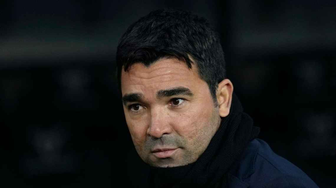Barcelona busca refuerzos en ataque: Deco confirma movimientos en el mercado