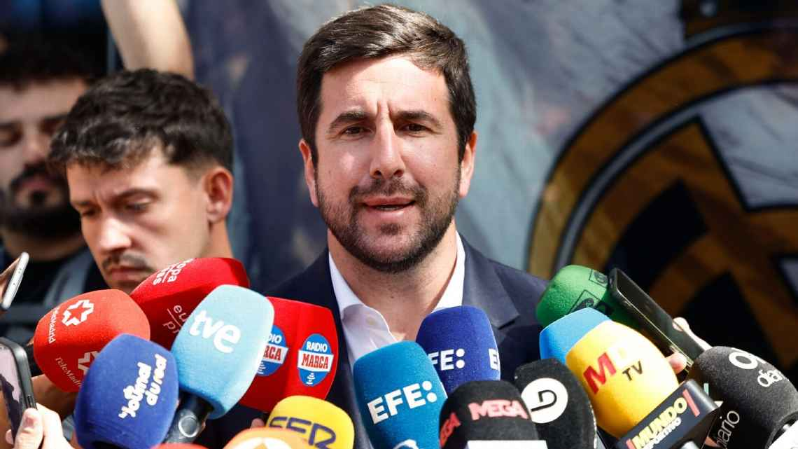 Riquelme responde a Florentino Pérez y pide un debate público por la presidencia del Real Madrid