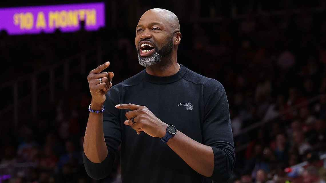 Orlando Magic despide a Jamahl Mosley tras fracaso en playoffs 2026