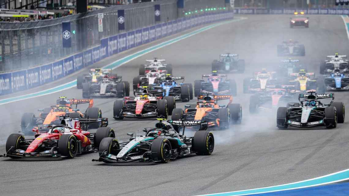 El rugido regresa: la Fórmula 1 planea volver a los motores V8 en 2031