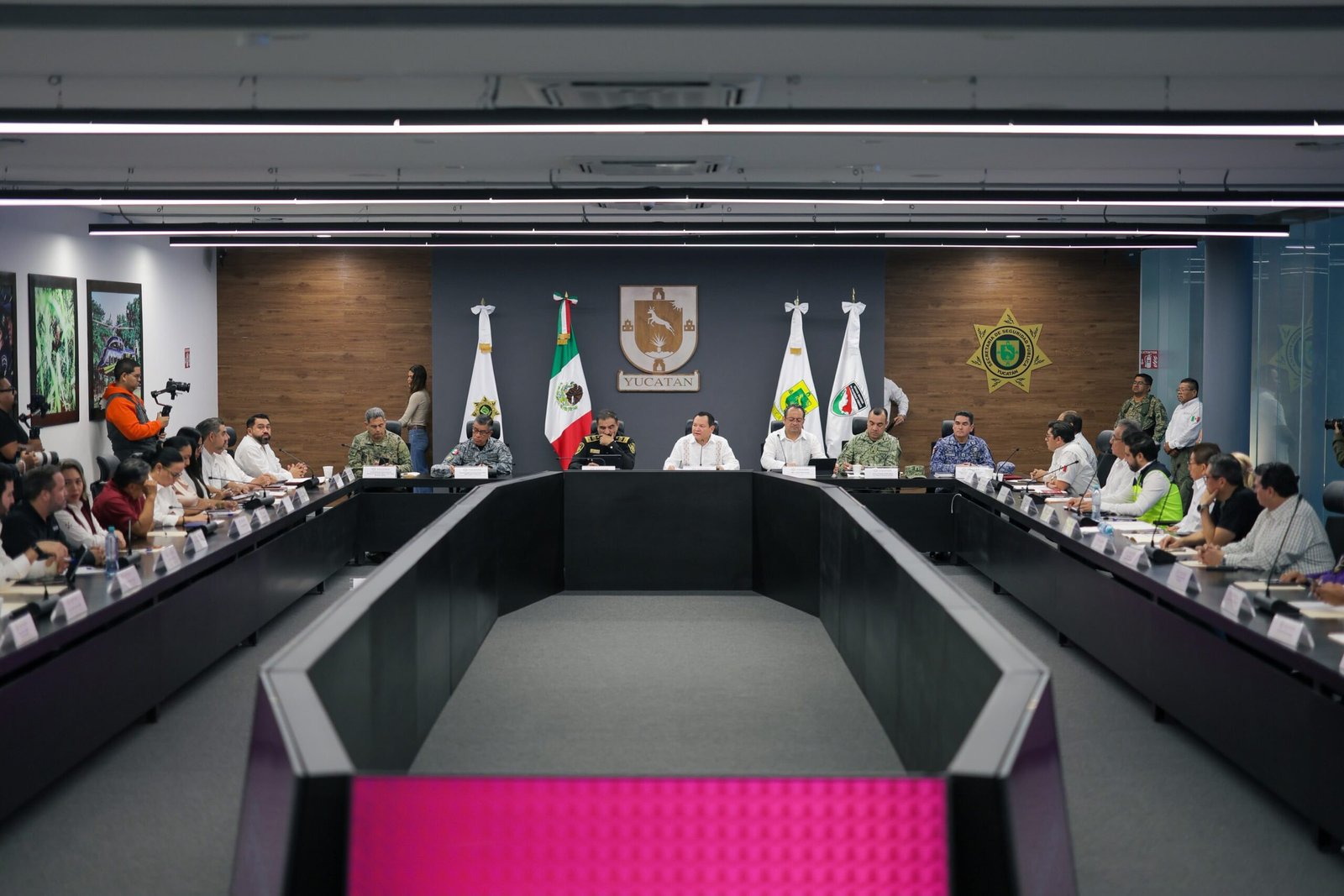 Servicios esenciales continuarán operando en Yucatán pese a las lluvias y suspensión de actividades