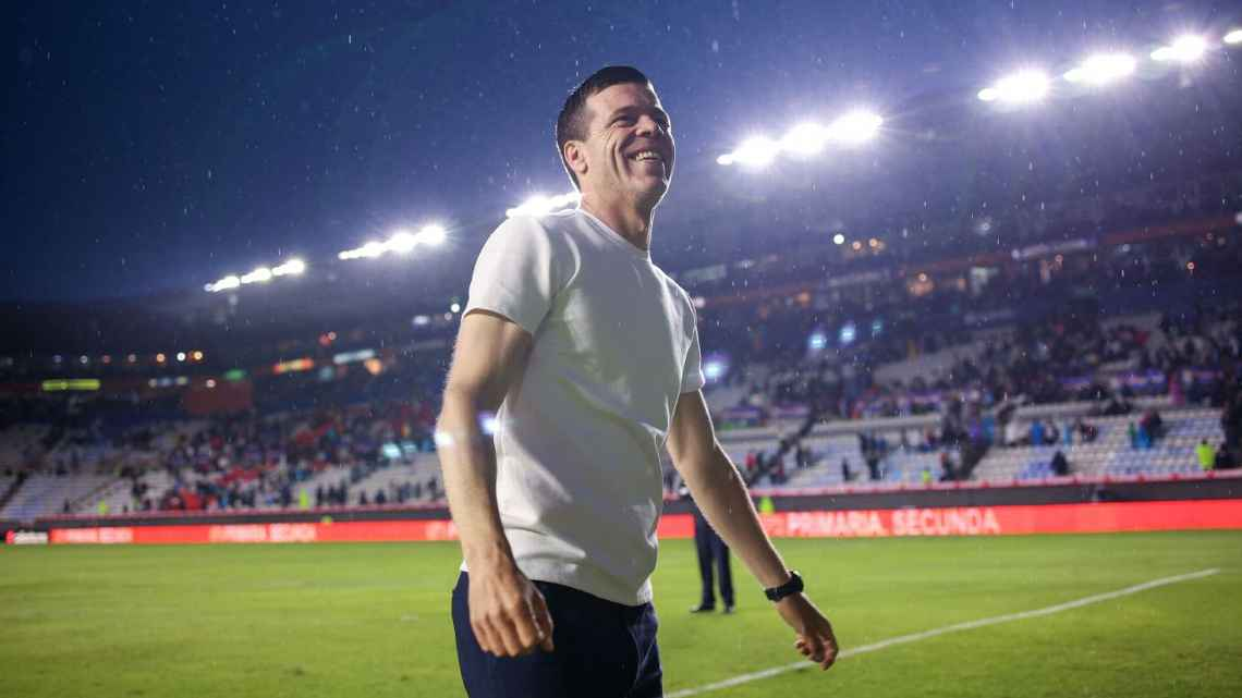 Pumas apuesta por casa: Esteban Solari toma el mando auriazul