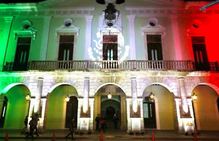 Con llamado a la unidad y la paz, inician en Yucatán las Fiestas Patrias
