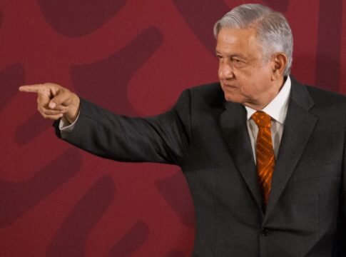 El estilo unipersonal de gobernar de AMLO: 14 renuncias en 7 meses