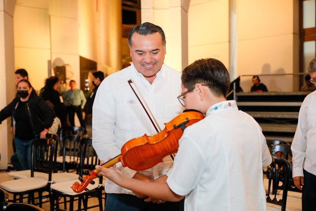 El Presidente Municipal Renán Barrera anuncia la creación de la Academia Municipal de Música