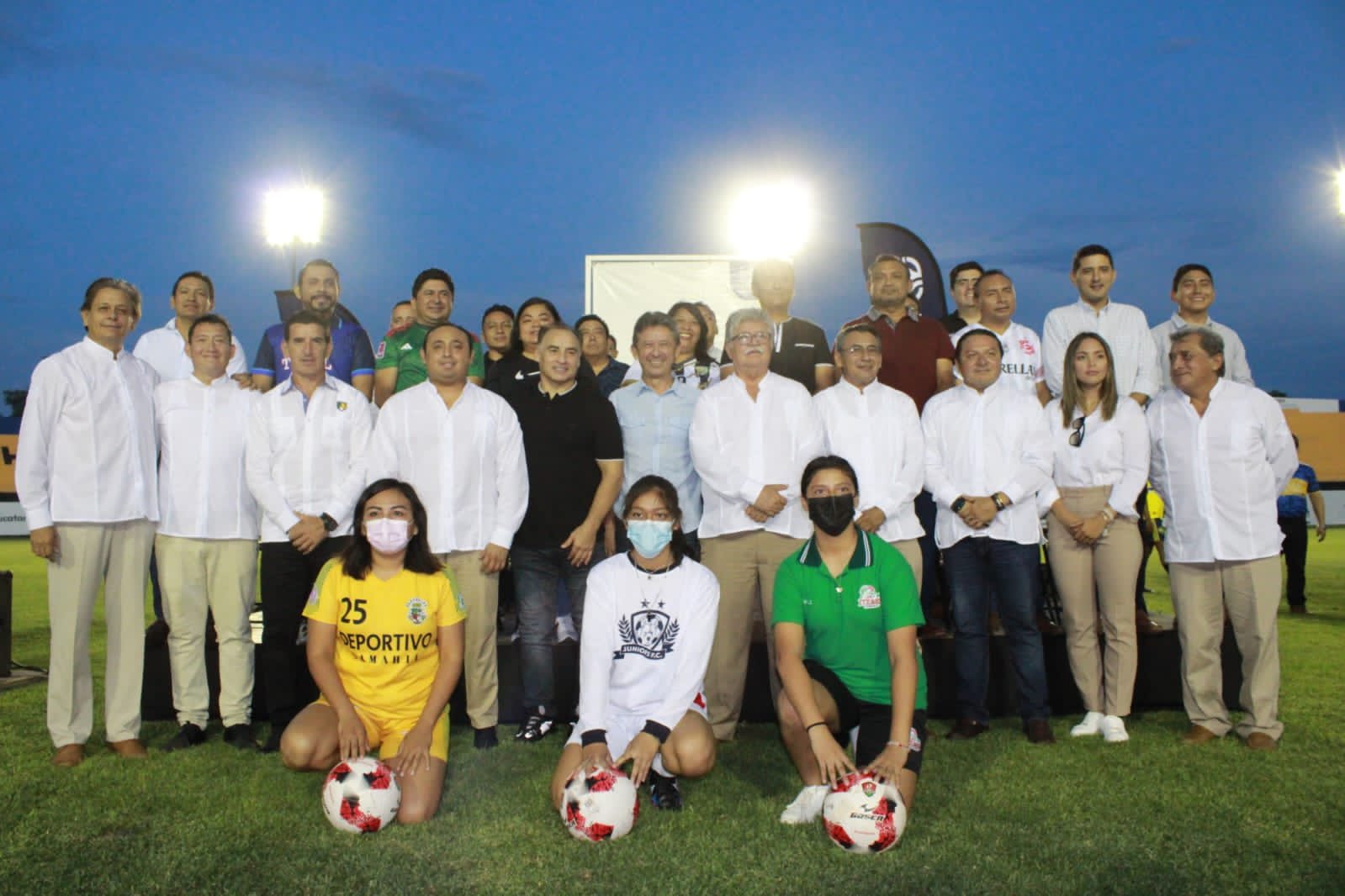 Inauguran las Ligas Estatales de Fútbol