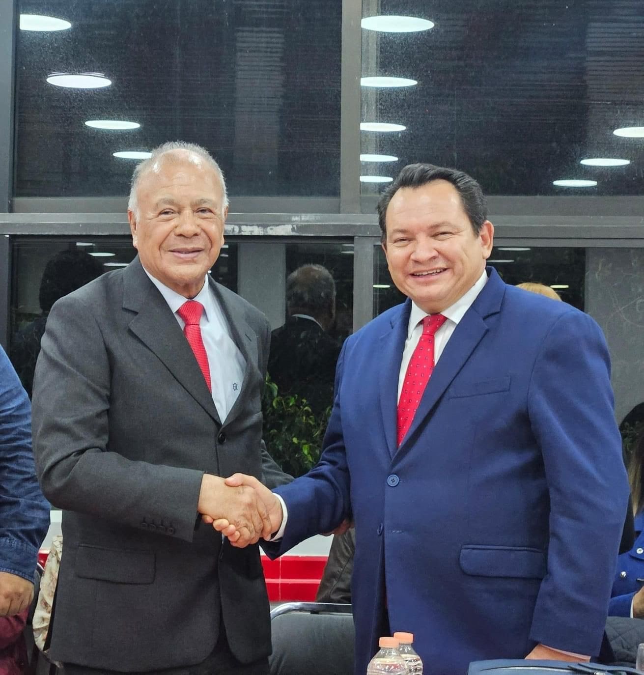 Respaldo Nacional de PT a "Huacho Díaz Mena