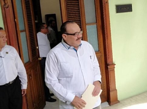 Tropiezo tras tropiezo