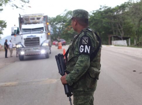 ¿Será por falta de capacidad que la GN y los policías no pueden cumplir con sus tareas?