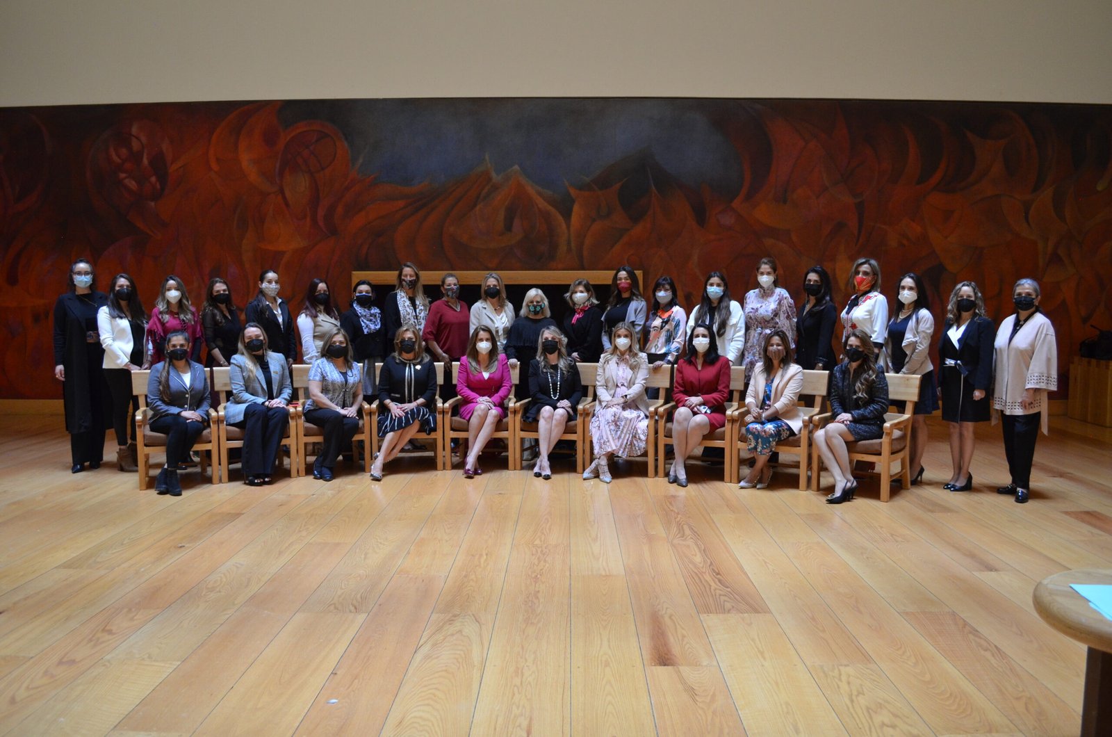 Fundación Por México y la AMMJE firman convenio para mejorar las oportunidades laborales de las mujeres mexicanas