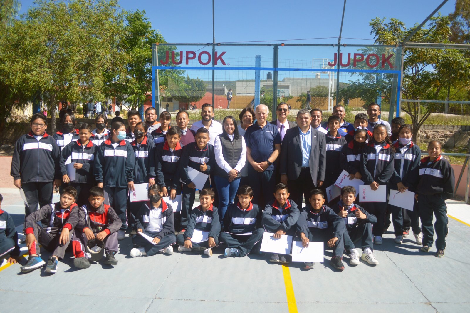Promueven en jóvenes de Guanajuato la práctica de nuevo juego de pelota denominado: Jupok