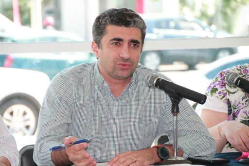 ¿Porqué recula la Canacome?
