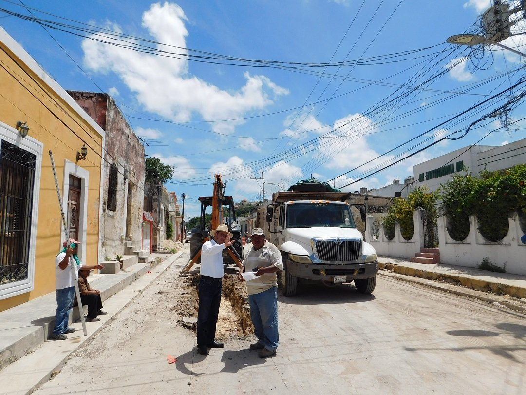 Realizan obras en barrios de la ciudad