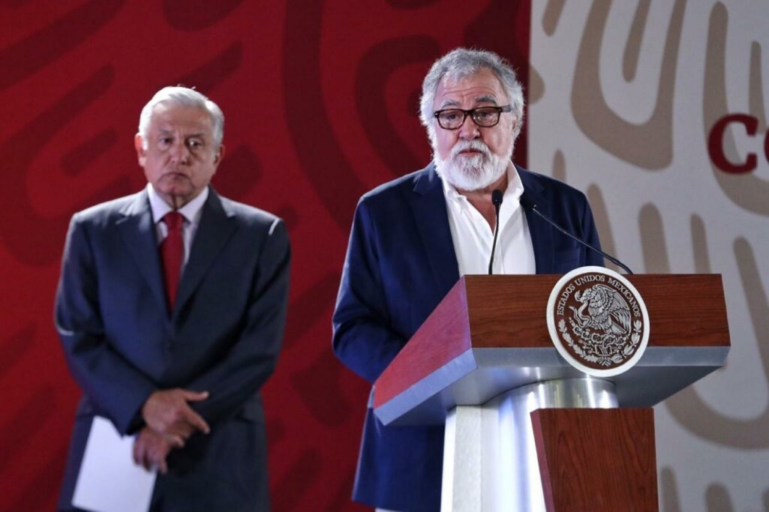 El ridículo de Alejandro